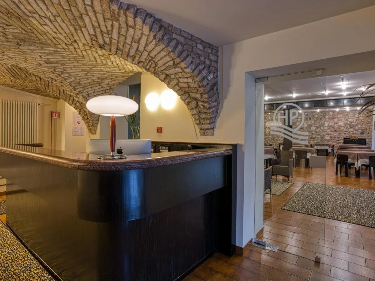Hotel Piroscafo Desenzano del Garda
