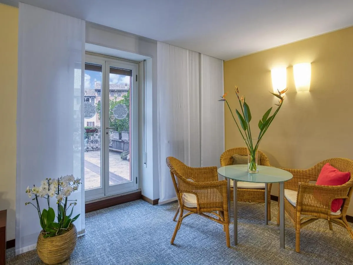 Hotel Piroscafo Desenzano del Garda