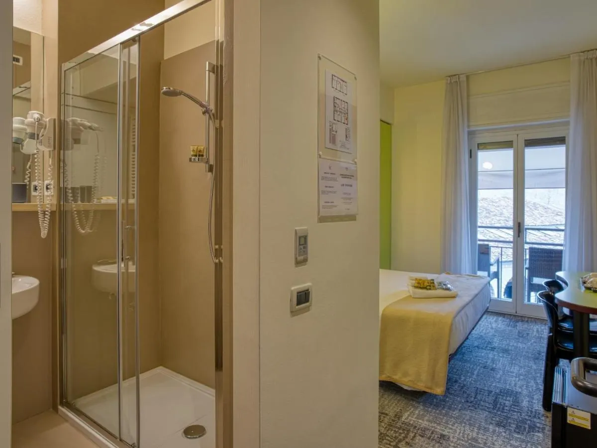 Hotel Piroscafo Desenzano del Garda