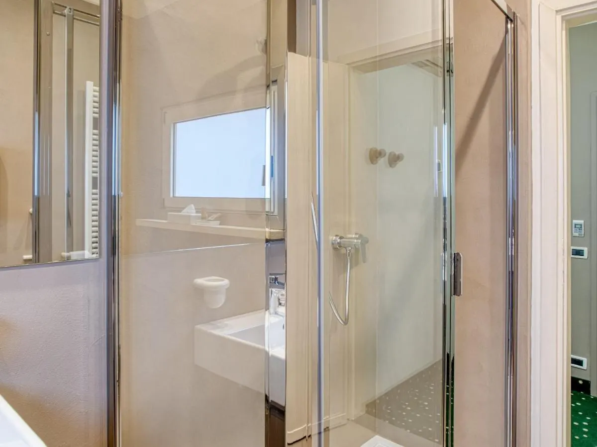 Hotel Piroscafo Desenzano del Garda